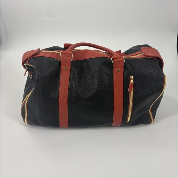 LUHXE Black Convertible Garment Roller Bag w/ Shoe Pouch - 20" Carry-On - Picture 11 of 16